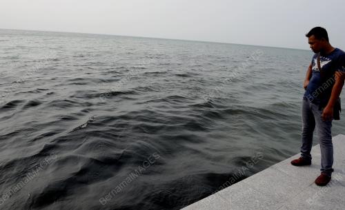 PG11_19042016_LAUT_HITAM