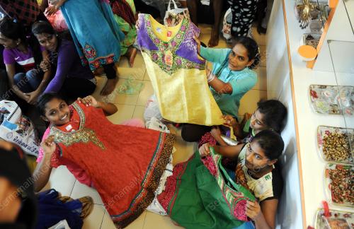 PG11_19102016_DEEPAVALI