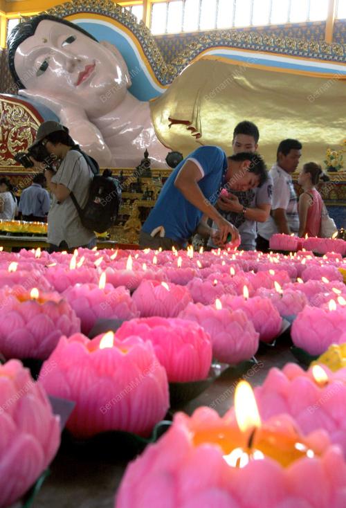 HARI WESAK