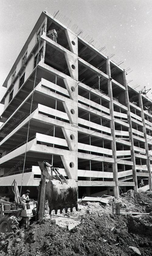 KOMPLEKS TUN RAZAK