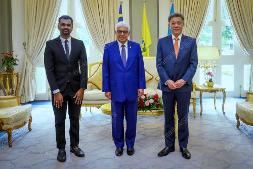 TUN AHMAD FUZI ABDUL RAZAK