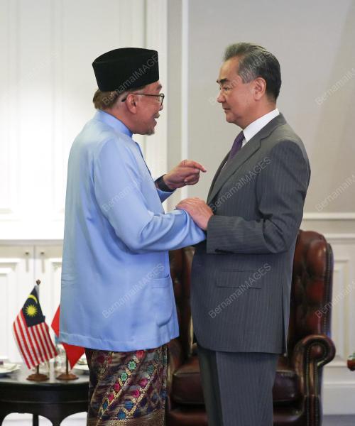 DATUK SERI ANWAR IBRAHIM