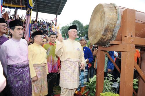 DATUK SERI MOHD NAJIB TUN RAZAK