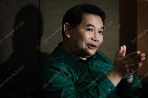 RAFIZI RAMLI