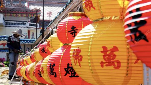 PERSIAPAN TAHUN BARU CINA