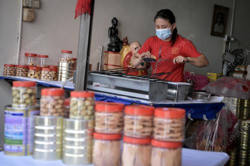 KUIH KAPIT