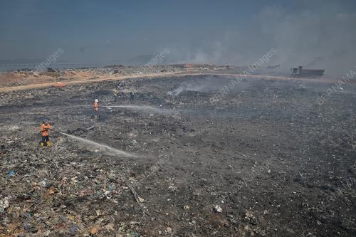 KEBAKARAN TAPAK PELUPUSAN SAMPAH PULAU BURUNG