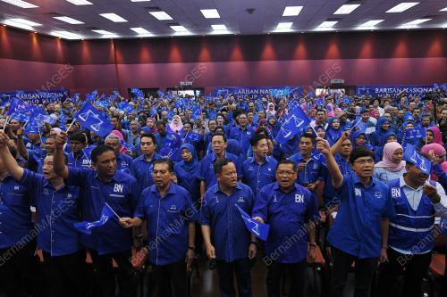 PG12_24042018_WATIKAH_BN_BN201804236222