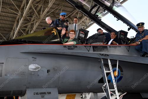 PG12_25062018_MENTERI_HORNET