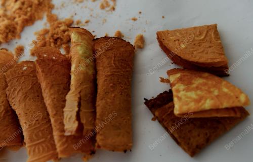 KUIH KAPIT TRADISIONAL