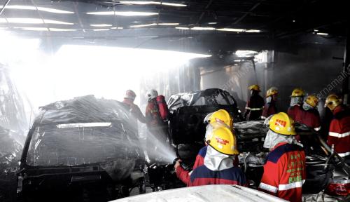 PG12_28072014_BENGKEL_KERETA