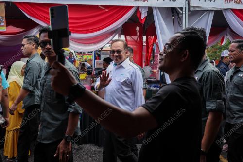 DATUK SERI ANWAR IBRAHIM