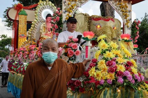 HARI WESAK