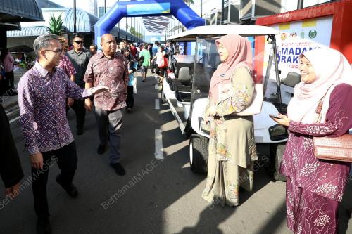 FAHMI FADZIL