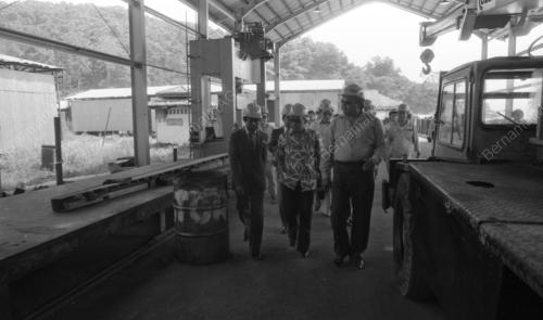 PG13_09032015_MENTERI_LUAR