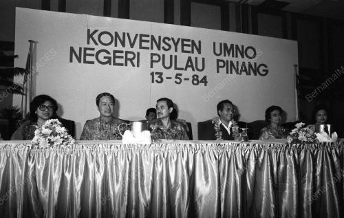 PG13_10072015_KONVOKESYEN_UMNO