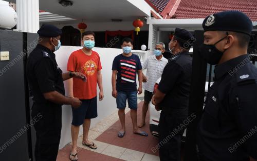 POLIS PANTAU MAKAN BESAR
