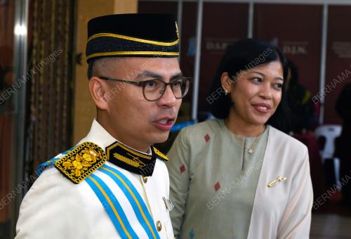 DATUK SERI FAHMI FADZIL