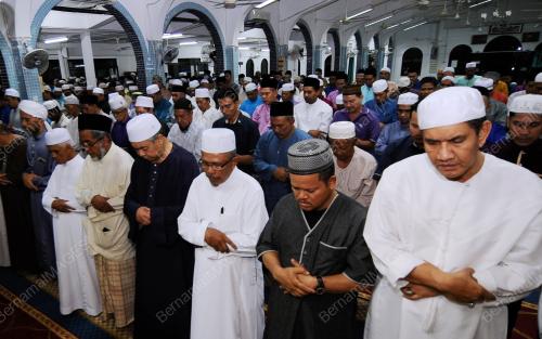 PG13_13062017_TARAWIH_BN201706106561