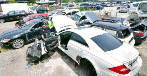 PG13_15082016_POLIS