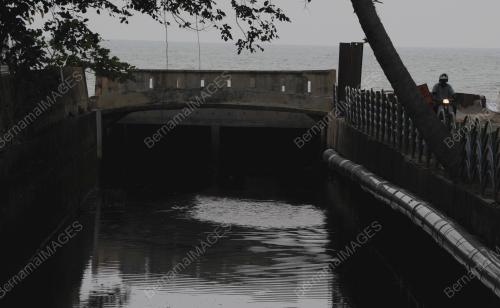 PG13_19042016_LAUT_HITAM