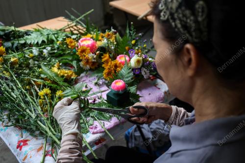 PERSIAPAN HARI WESAK