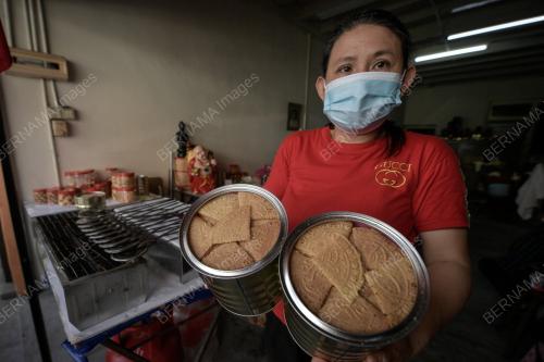 KUIH KAPIT