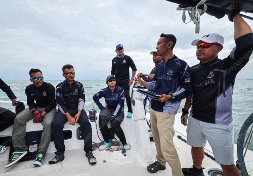 KEJOHANAN REGATTA