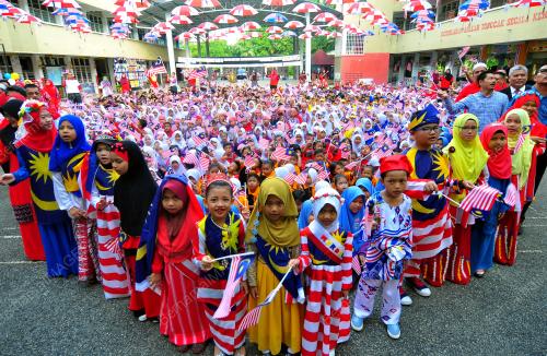 PG13_23082016_KIBARAN_GEMILANG