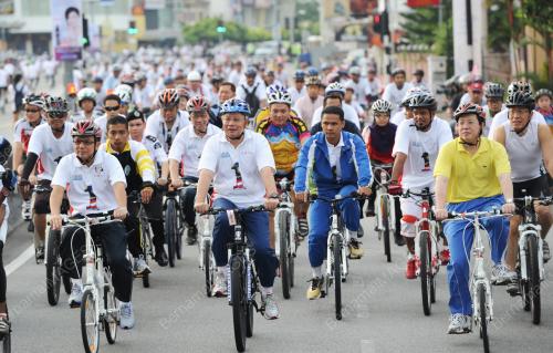 DATUK SERI MOHD NAJIB TUN RAZAK