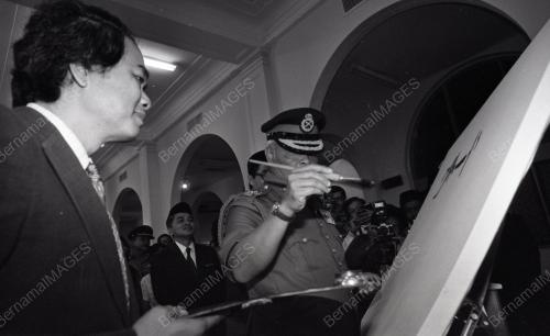 PG13_26012015_AGONG_USM