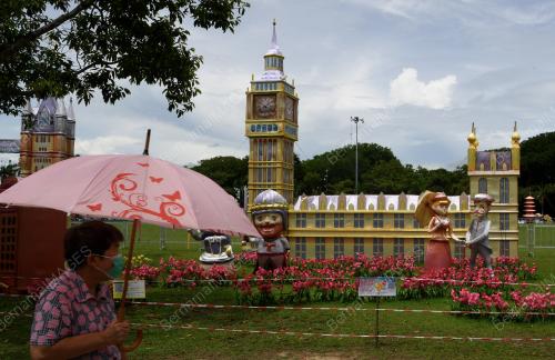 PAMERAN ARCA DUNIA