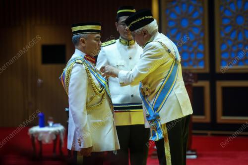 TUN AHMAD FUZI ABDUL RAZAK