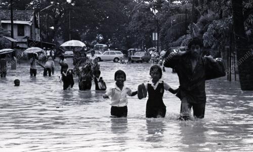 BANJIR KILAT