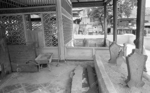PG14_03082015_MASJID_TUA