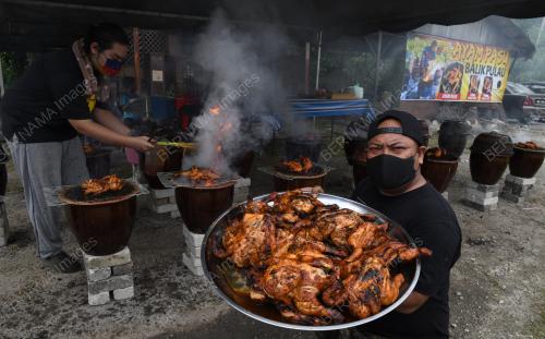 AYAM PASU