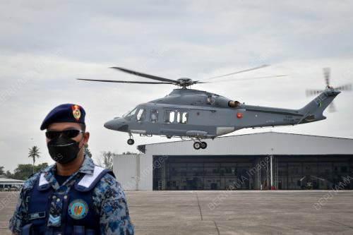 PESAWAT AW139