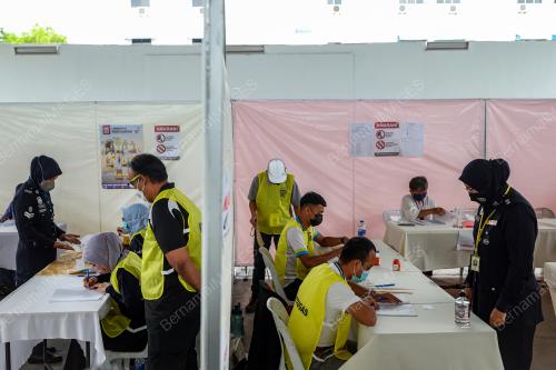 UNDI AWAL PRU15