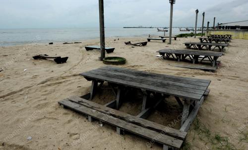 PG14_16102016_MEJA_PASIR