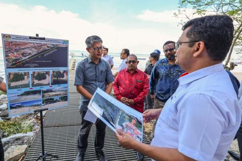 AKMAL NASRULLAH MOHD NASIR