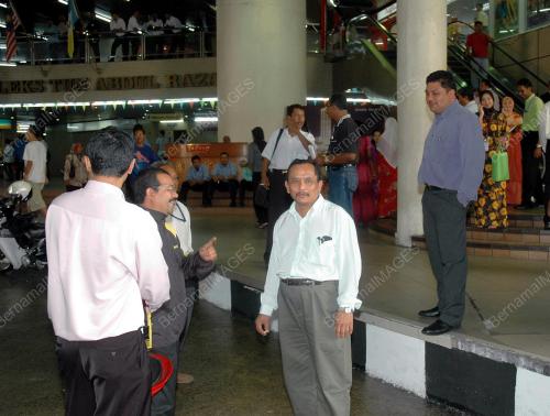 GEGARAN DI KOMTAR