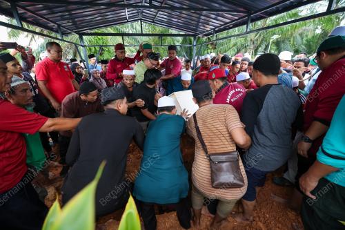 ALLAHYARHAM NOR ZAMRI LATIFF