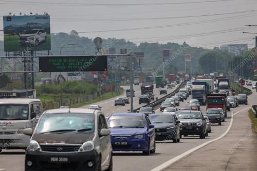 ALIRAN TRAFIK AIDILFITRI