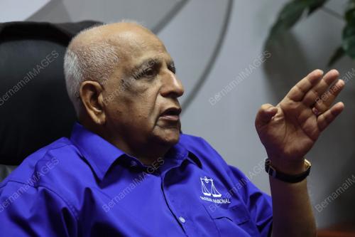 DATUK MUSA SHEIKH FADZIR