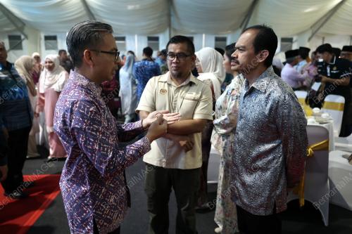 FAHMI FADZIL