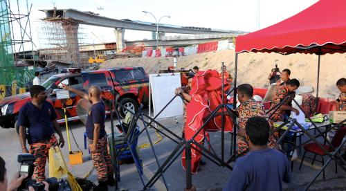 PG15_08062013_BOMBA_KEMAS