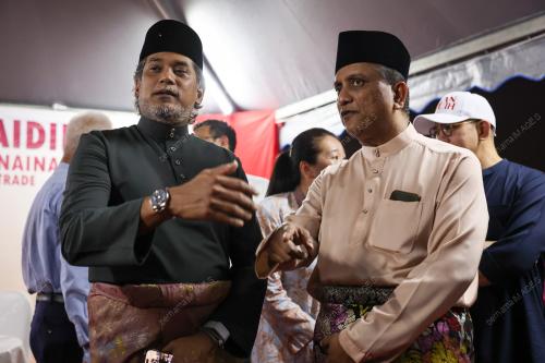 DATUK SERI REEZAL MERICAN NAINA MERICAN