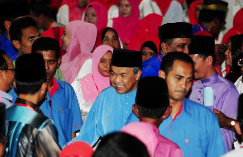 PG15_10092016_SAMBUT_TPM