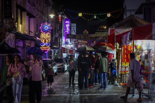 PERSIAPAN DEEPAVALI