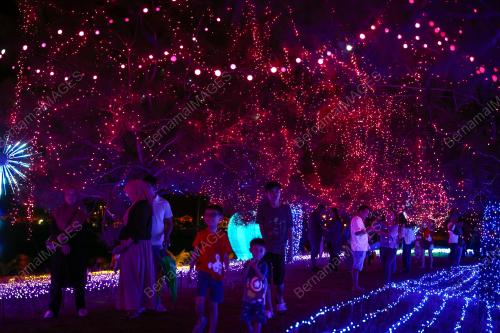 LUNA LIGHT WONDERLAND 2023